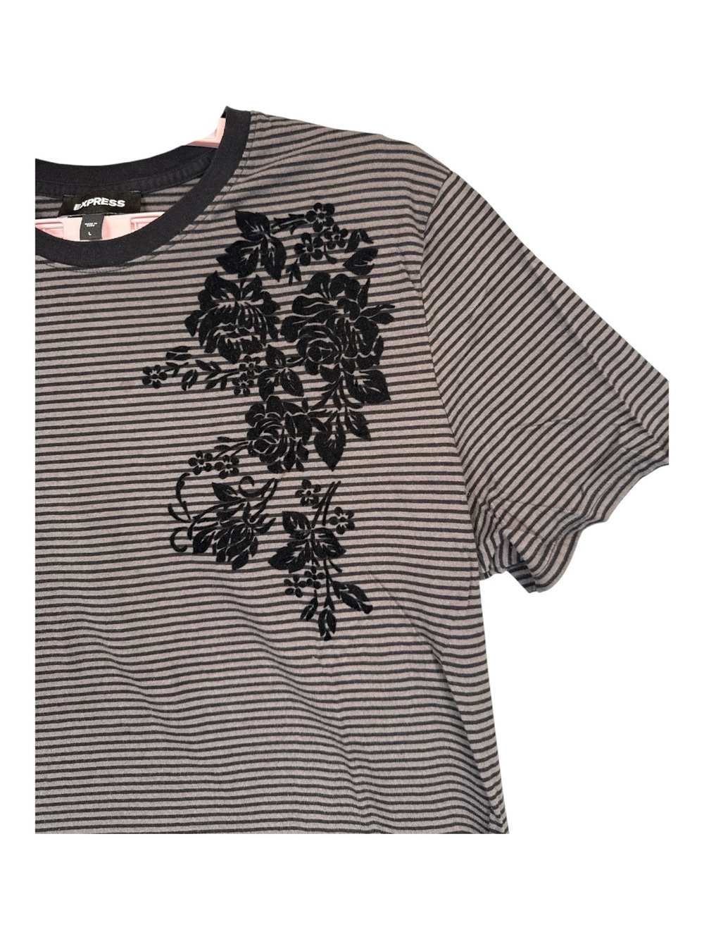 Express Men's Black & Gray Striped Short-Sleeve Crew Neck Tee w Floral Print, L - Picture 2 of 5